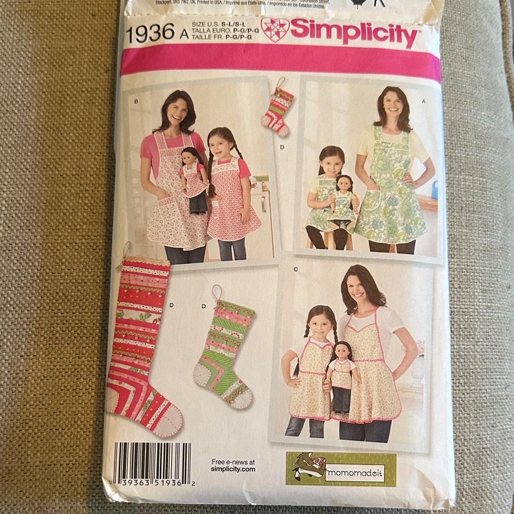 Simplicity Pattern#1936 for Aprons, Christmas stocking and American Doll Apron